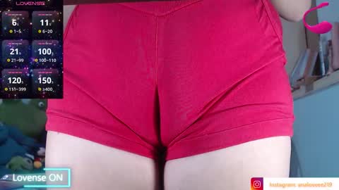 Snapshot of ana_loveee chatting on September 2025 09:47:02 PM Ana lopez - Cameltoe girl online show from September 2025 09:47:02 PM
