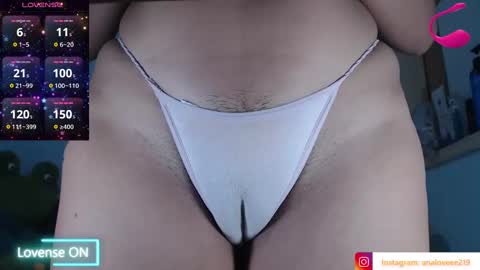 Snapshot of ana_loveee chatting on September 2025 09:13:01 AM Ana lopez - Cameltoe girl online show from September 2025 09:13:01 AM