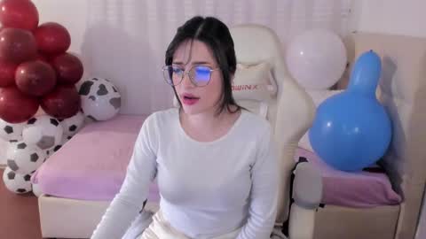 Im anna but you can call me as you want online show from September 2025 09:17:02 PM