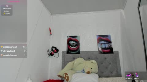 Snapshot of ana_starr chatting on December 2024 01:40:01 AM Ana online show from December 2024 01:40:01 AM