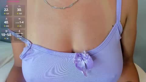 Snapshot of ana_starr chatting on September 2025 10:46:01 PM Ana online show from September 2025 10:46:01 PM