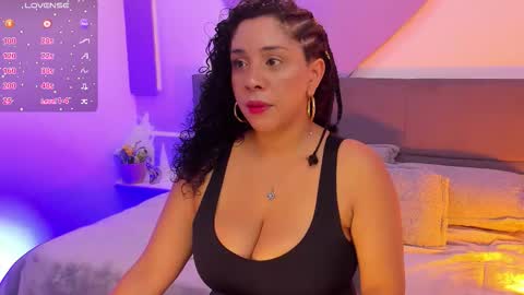 Ana My schedule 0400 - 1600 GMT -5 online show from October 2025 10:16:01 AM