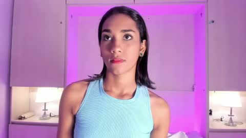 anaacollins_ online show from May 2026 11:59:02 AM