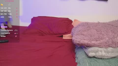 anaaimey online show from December 2025 04:42:02 AM