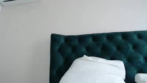 Ana online show from October 2025 10:00:02 AM