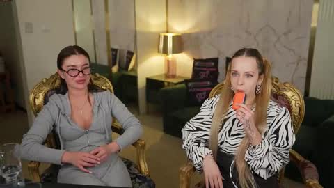 Sweet girls online show from November 2025 11:54:01 AM