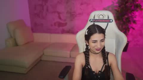 Snapshot of anabel2054 chatting on June 2026 10:23:02 PM Sweet girls online show from June 2026 10:23:02 PM