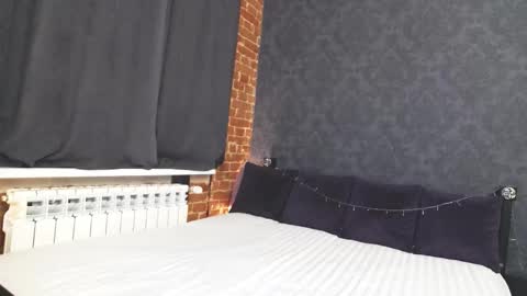 Anna online show from December 2025 11:37:01 AM