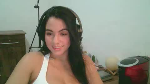 Snapshot of anabelenogueira1 chatting on March 2026 04:56:01 PM anabelenogueira1 online show from March 2026 04:56:01 PM