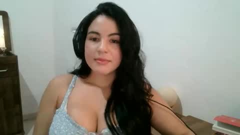 Snapshot of anabelenogueira1 chatting on March 2026 03:56:01 PM anabelenogueira1 online show from March 2026 03:56:01 PM
