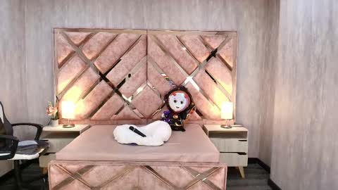 HI I AM ANABELL online show from October 2025 07:36:02 PM