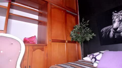 Snapshot of anahi__18 chatting on December 2024 03:27:02 AM Anahi online show from December 2024 03:27:02 AM