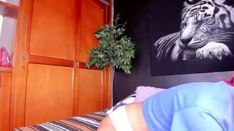 Snapshot of anahi__18 chatting on February 2025 07:06:01 PM Anahi online show from February 2025 07:06:01 PM