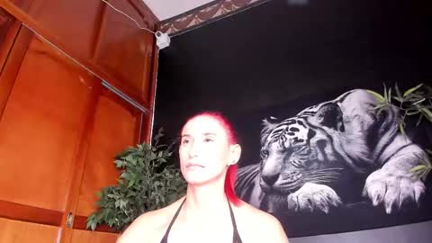 Snapshot of anahi__18 chatting on February 2025 09:17:02 AM Anahi online show from February 2025 09:17:02 AM