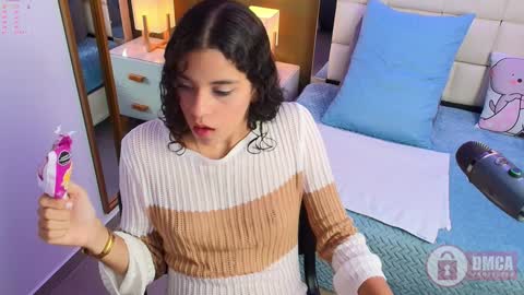 Anahi  online show from January 2025 08:22:02 PM