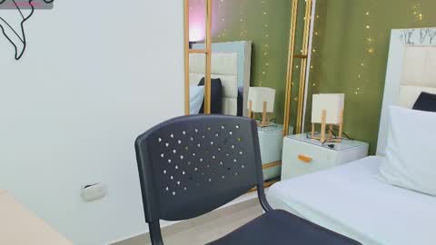 Anahi  online show from October 2025 07:33:02 PM