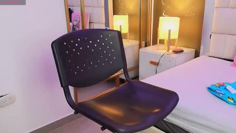 Anahi  online show from October 2025 08:31:01 PM