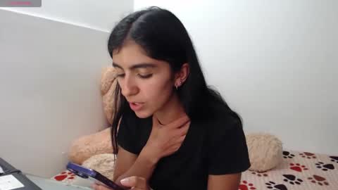 Anahi Browns online show from March 2026 08:08:02 PM