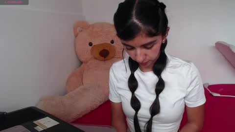 Anahi Browns online show from July 2026 05:08:02 PM