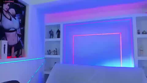 Anahis online show from March 2026 04:41:01 AM