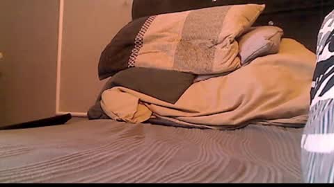 anaiserebel online show from February 2026 06:54:01 AM