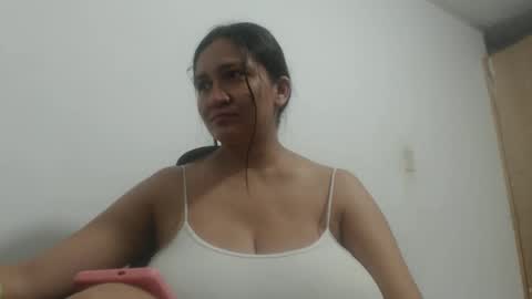 analy_hot online show from September 2025 12:05:02 PM