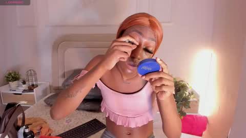 anamonroee online show from October 2025 11:55:01 AM