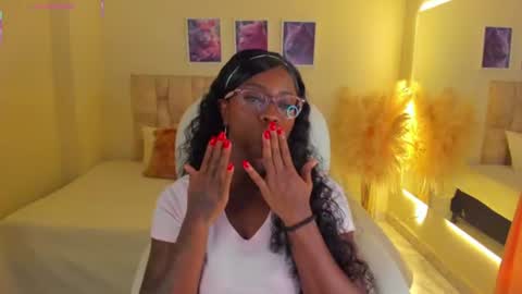 Snapshot of ananya_kay01 chatting on July 2026 02:17:02 AM A N A my connection hours are from 600 pm to 12 pm Colombian time online show from July 2026 02:17:02 AM