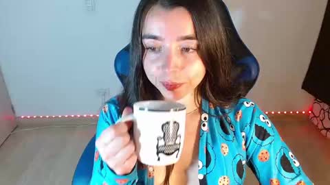 ana 3 online show from September 2025 01:06:02 AM