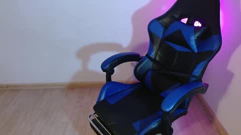 ana 3 online show from November 2025 12:42:02 AM