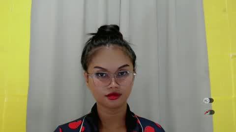 Snapshot of anaruru_ chatting on December 2024 03:00:02 PM ANA online show from December 2024 03:00:02 PM