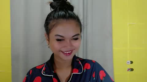 Snapshot of anaruru_ chatting on January 2025 02:22:01 PM ANA online show from January 2025 02:22:01 PM