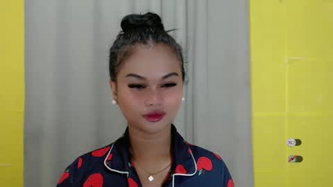 Snapshot of anaruru_ chatting on January 2025 03:29:01 PM ANA online show from January 2025 03:29:01 PM