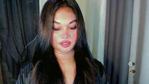 Snapshot of anaruru_ chatting on November 2025 03:57:02 PM ANA online show from November 2025 03:57:02 PM