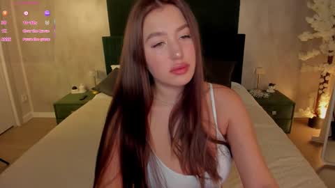 Anastasia online show from September 2025 12:14:01 AM