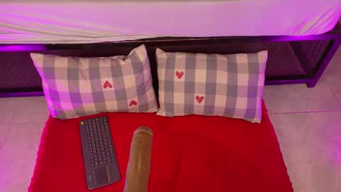 Kendra  online show from February 2026 11:11:02 AM