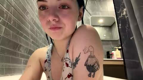 AnmiXHot online show from April 2026 12:10:01 PM