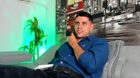 Snapshot of ander_perez chatting on January 2025 11:45:02 PM ANDER online show from January 2025 11:45:02 PM