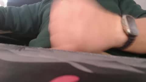 andi1993 online show from April 2026 06:17:01 AM