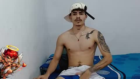 andr_093 online show from June 2026 05:38:02 AM