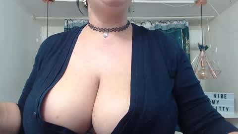 AndraHart  online show from February 2025 01:53:02 PM