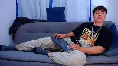 Andre Parker online show from February 2026 12:44:02 AM