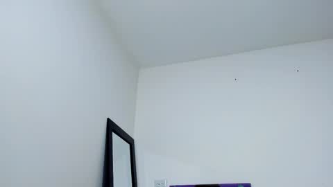 Andrea Cherry online show from November 2025 02:28:01 PM