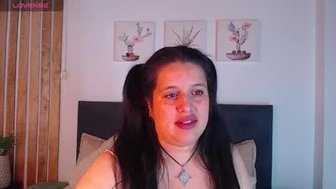 ANDREA  online show from October 2025 02:26:01 PM