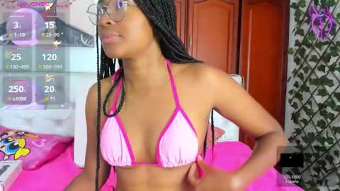 Naomi Andrea Daviss online show from March 2026 04:32:01 PM