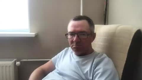 Snapshot of andreass60 chatting on June 2026 05:42:02 AM andreass60 online show from June 2026 05:42:02 AM