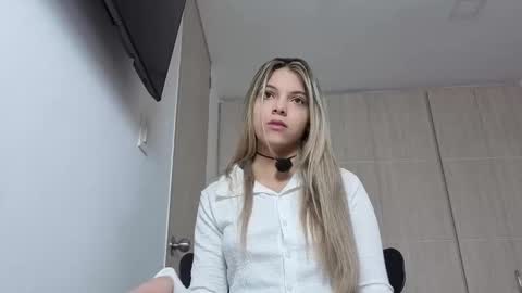 andreau 19 online show from March 2026 01:37:02 PM