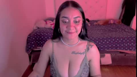 Snapshot of andrebigboobs chatting on December 2024 07:53:02 PM Andre online show from December 2024 07:53:02 PM