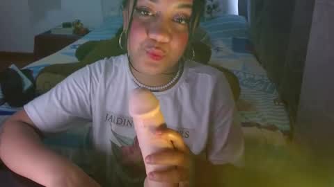 Snapshot of andrebigboobs chatting on February 2025 09:58:02 PM Andre online show from February 2025 09:58:02 PM