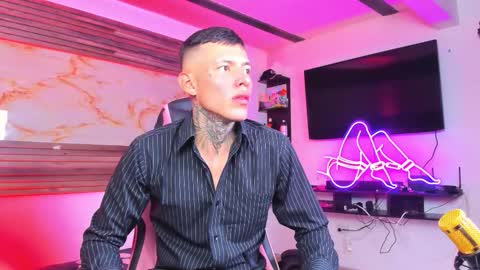 Snapshot of andrees_s chatting on November 2025 02:12:01 AM andrees_s online show from November 2025 02:12:01 AM